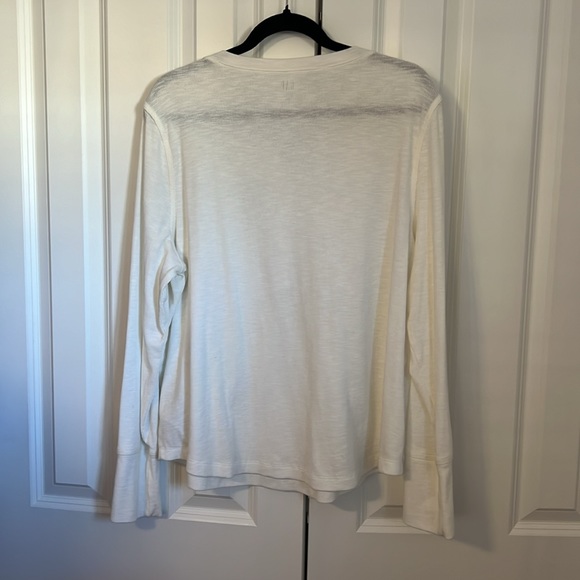 Gap Henly - Picture 2 of 4